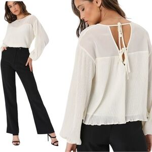 NEW Lulus Perfect Presentation Cream Long Sleeve Tie Back Top Ivory Size S